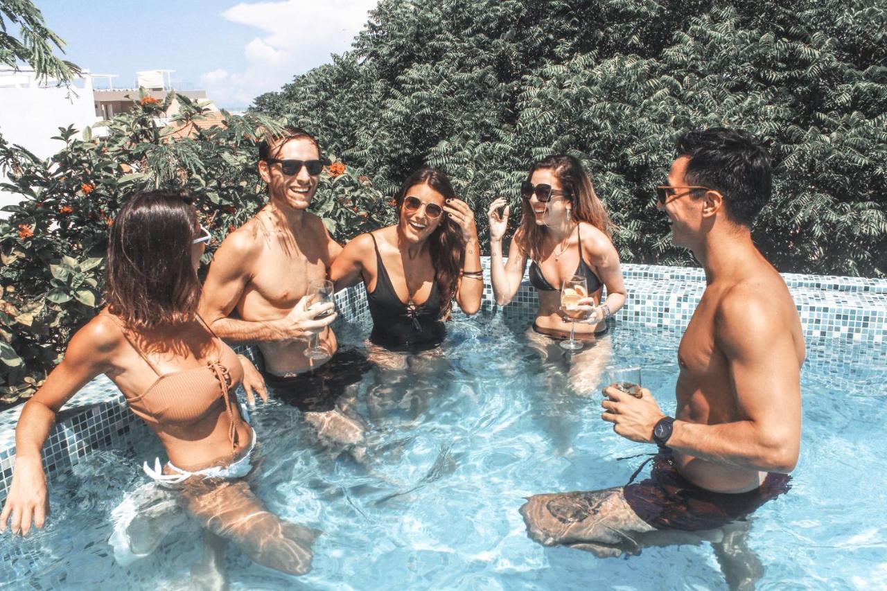 Be Playa Hotel Boutique & Rooftop Bar Плая-дель-Кармен Экстерьер фото